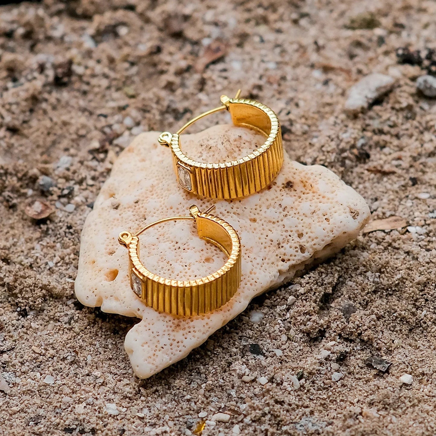 [Royal Vicky]Carole Gold Hoop Earrings