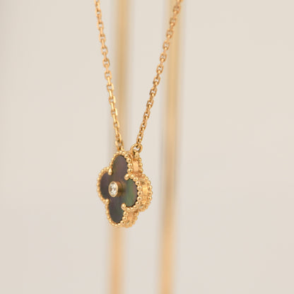 [Vicky]CLOVER 15MM DIAMOND AND MOTHER-OF-GREY NECKLACE