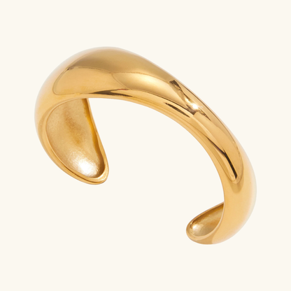 [Royal Vicky]Jessa Sculpted Gold Bangle
