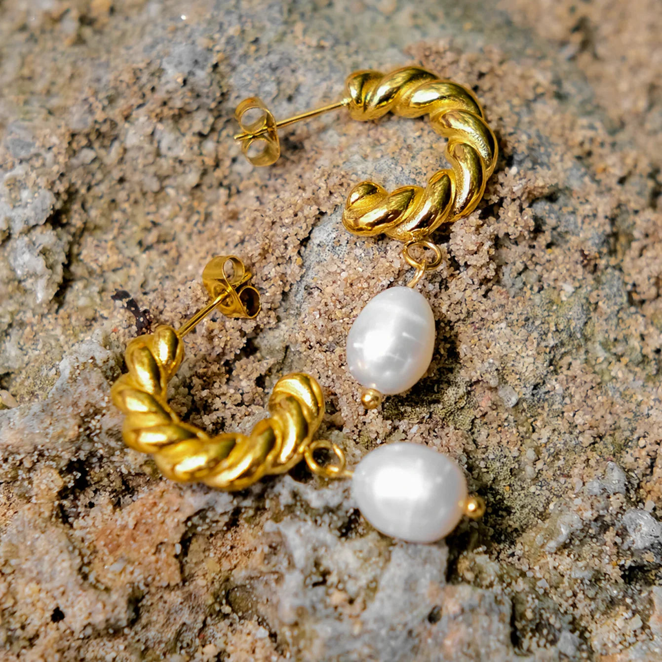 [Royal Vicky]Emma Pearl Earrings
