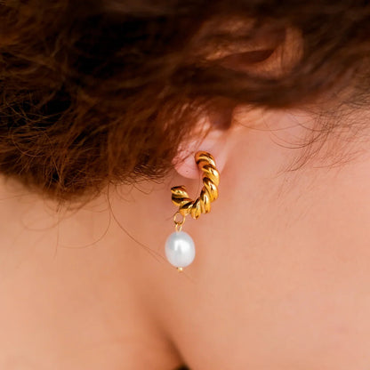 [Royal Vicky]Emma Pearl Earrings