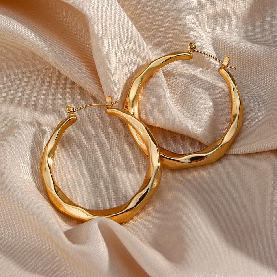 [Royal Vicky]Aire Hoop Earrings