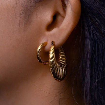 [Royal Vicky]Camila Croissant Earrings