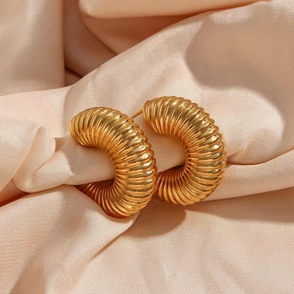 [Royal Vicky]Aubrey Textured Gold Hoops