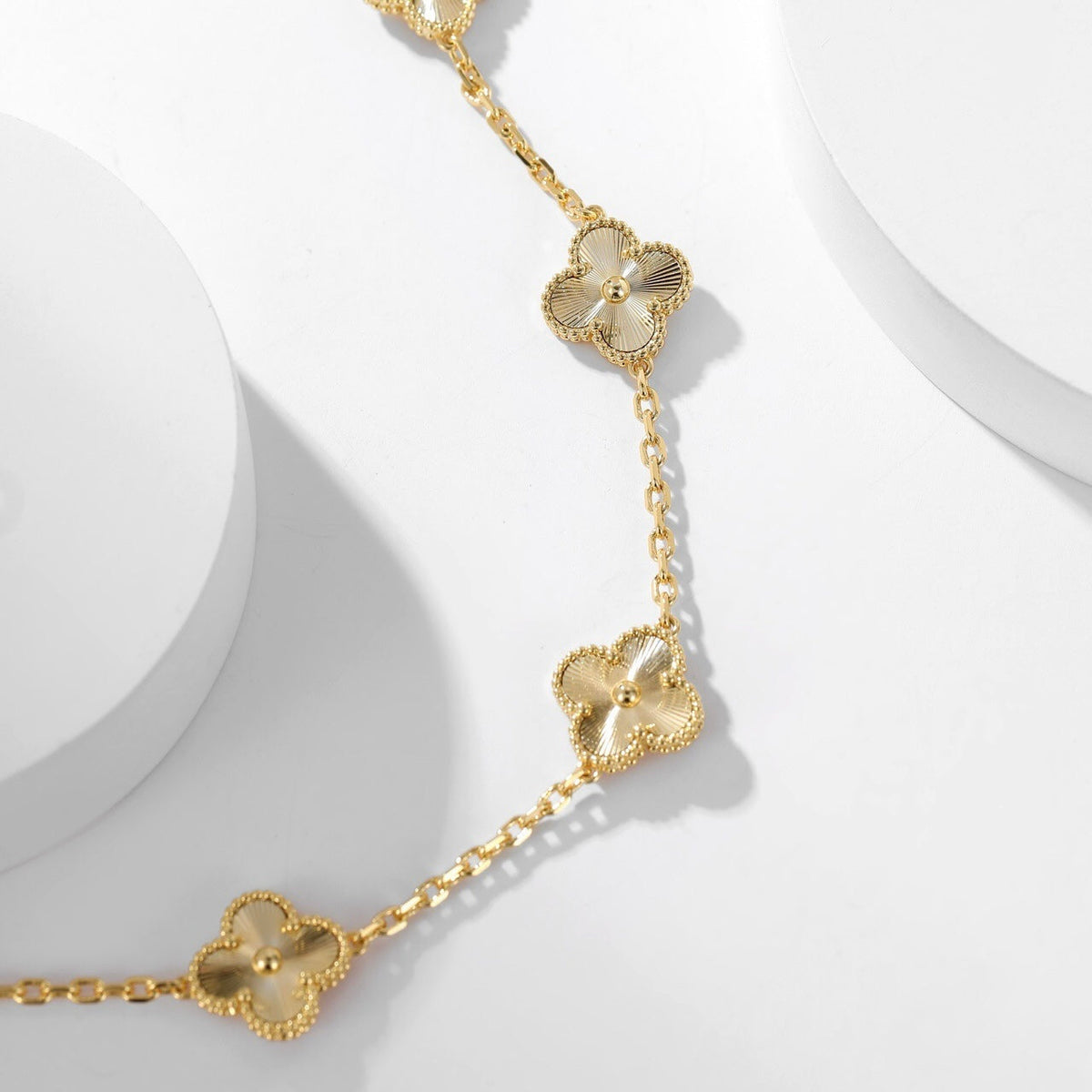 [Royal&Vicky]CLOVER 10 MOTIFS LASER NECKLACE