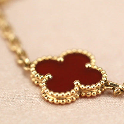[Vicky] CLOVER 5 MOTIF RED CORNELIAN BRACELET COLLECTION
