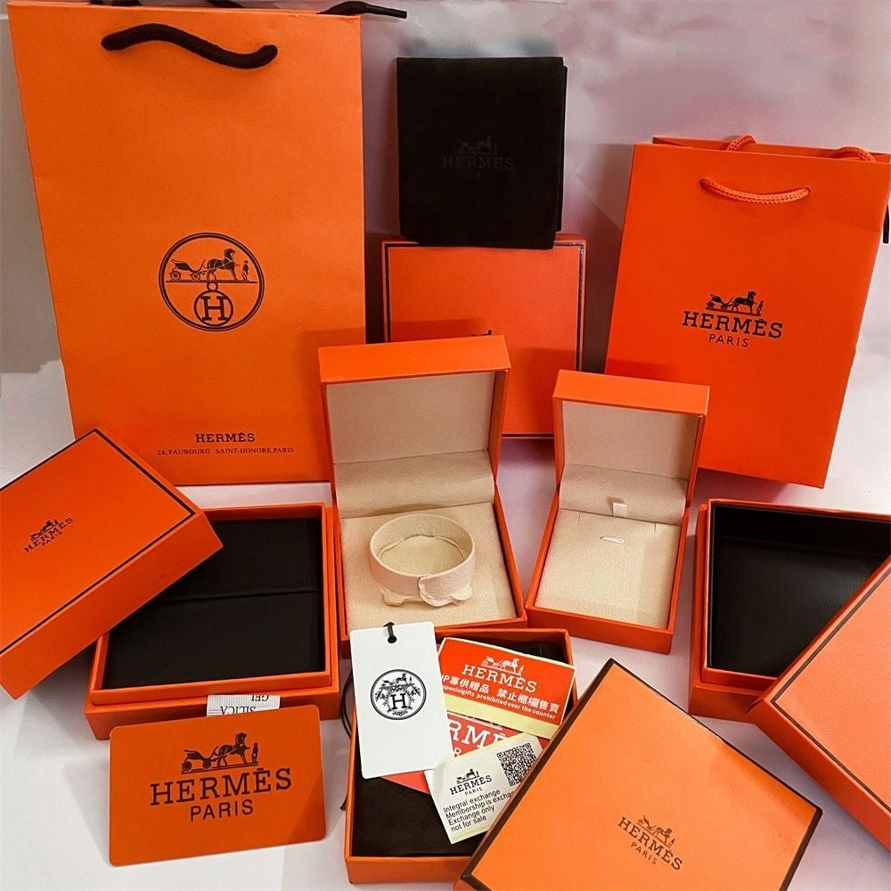 [Vicky]HM Armband Halskette Ring Box Geschenktüte