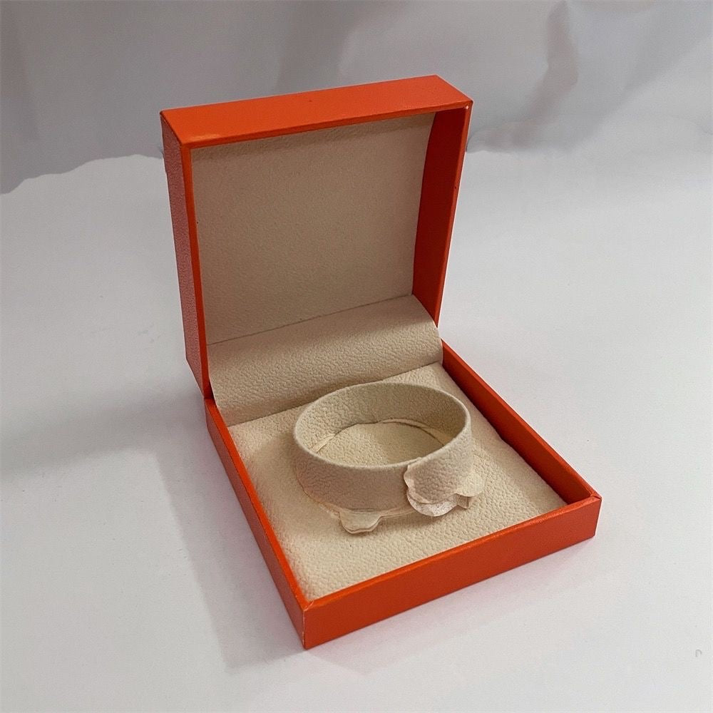 [Vicky]HM Armband Halskette Ring Box Geschenktüte