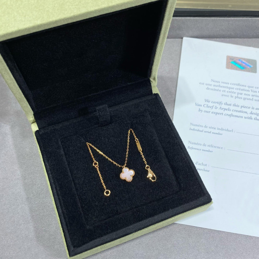 [Vicky]CLOVER 15MM PINK MOTHER-OF-PEARL SINGLE FLOWER NECKLACE