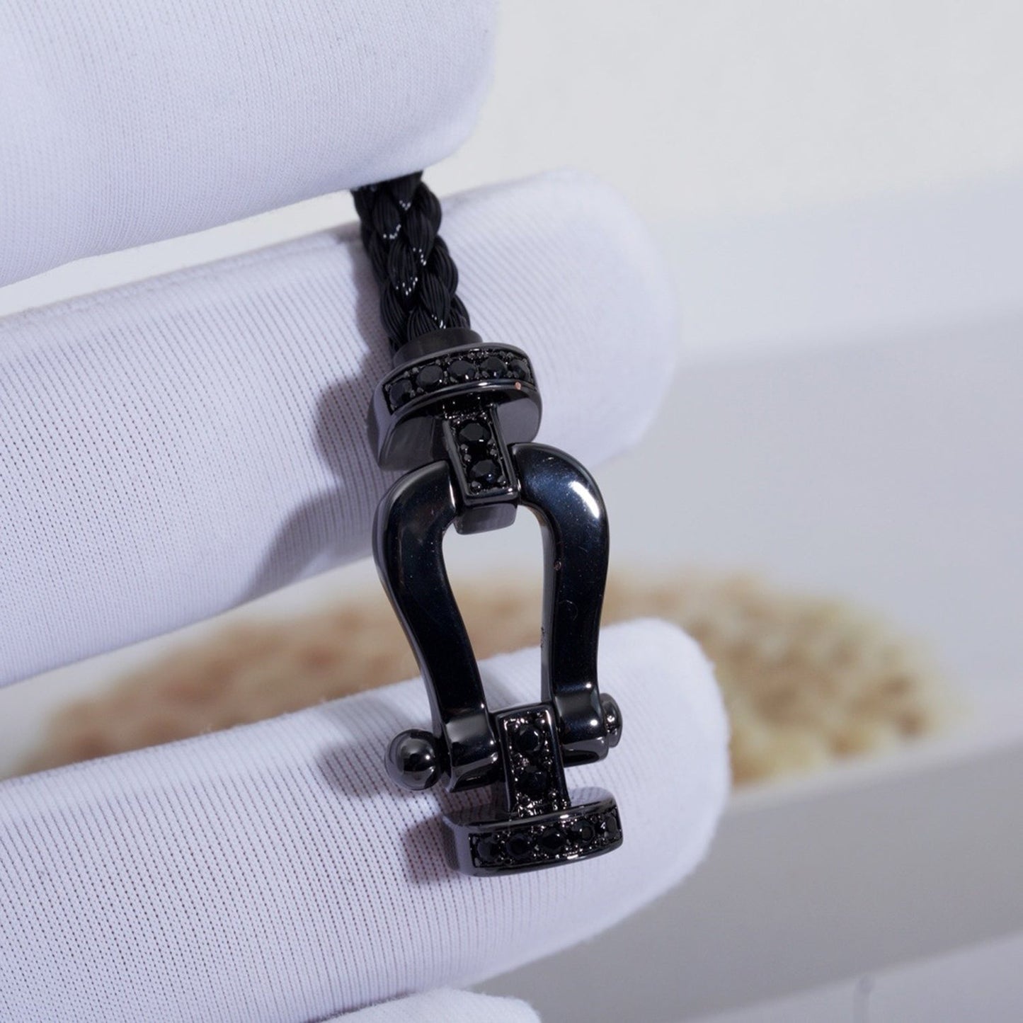 [Vicky]FORCE GROSSE SERIE HUFEISEN SCHWARZES SAMURAI-ARMBAND