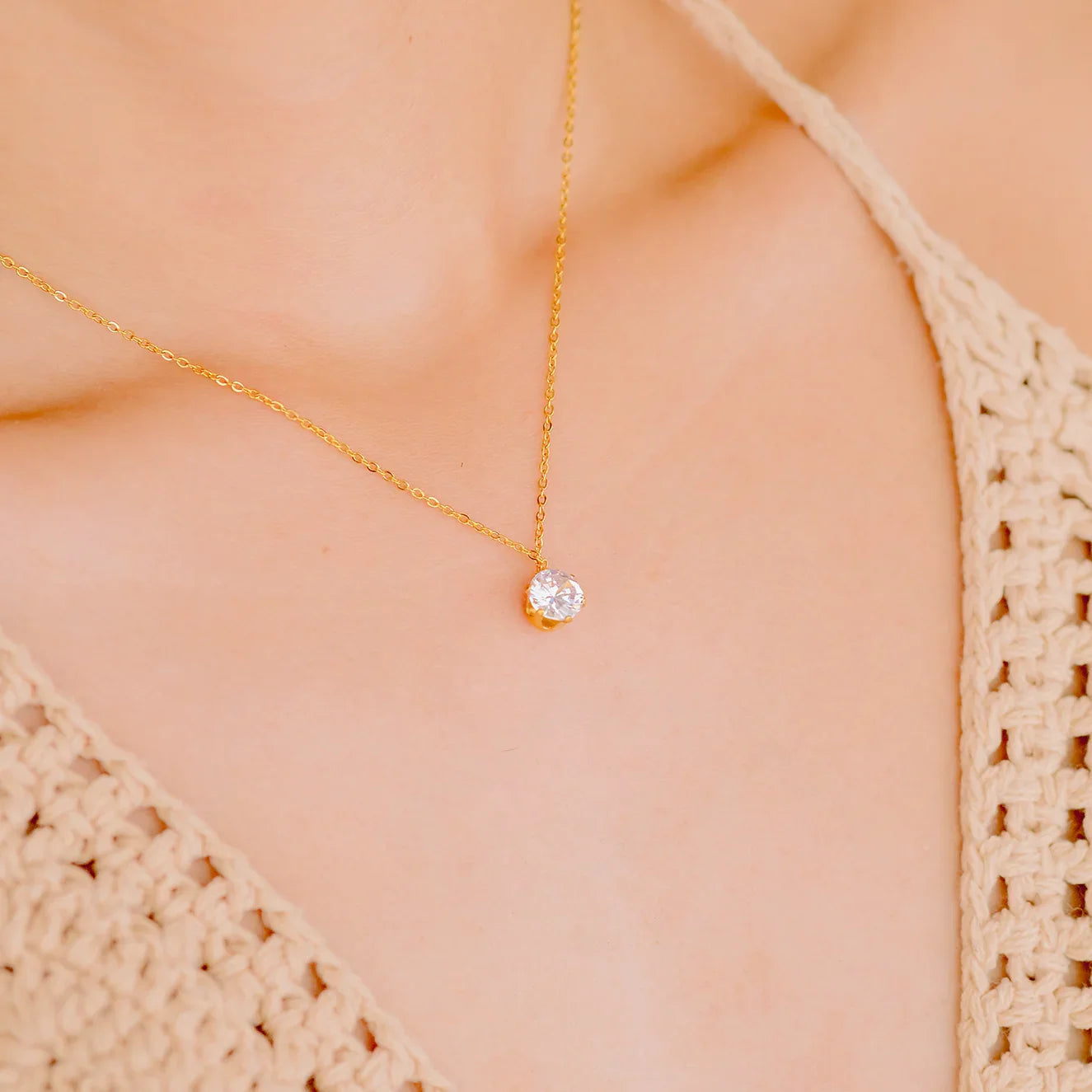 [Royal Vicky]Kyla Solitaire Gold Necklace