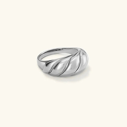 [Royal Vicky]Lorelei Gold Croissant Ring