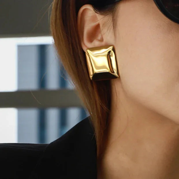 [Royal Vicky]Fischer Chunky Pillow Earrings