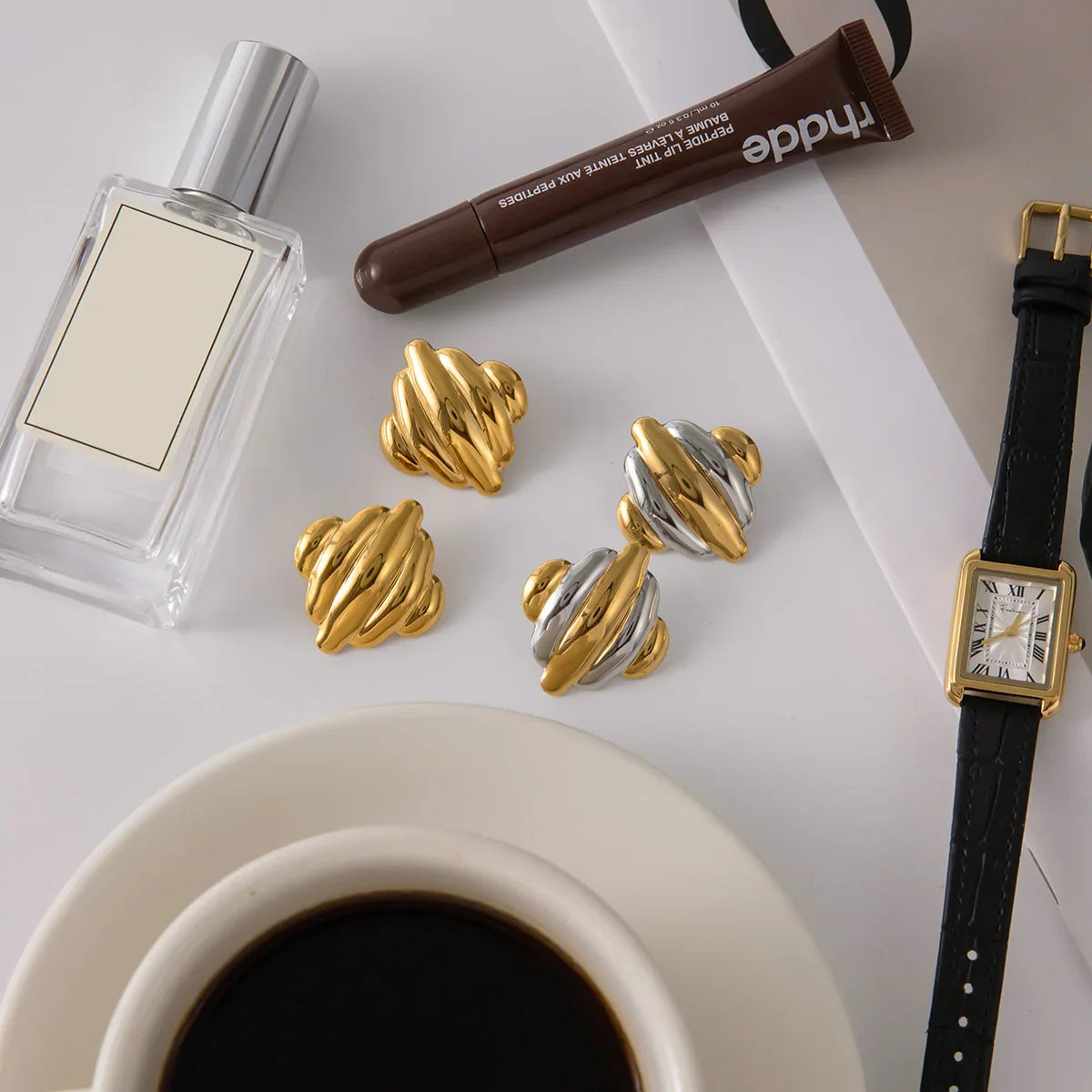 [Royal Vicky]Maxine Rippled Gold Earrings