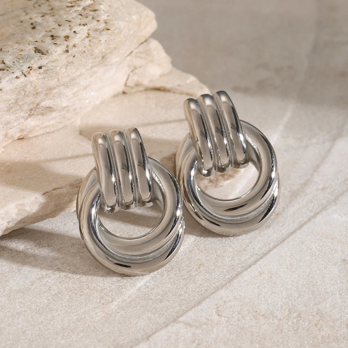 [Royal Vicky]Luna Layered Hoop Earrings