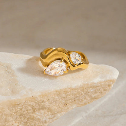 [Royal Vicky]Soletta Diamond Teardrop Gold Ring