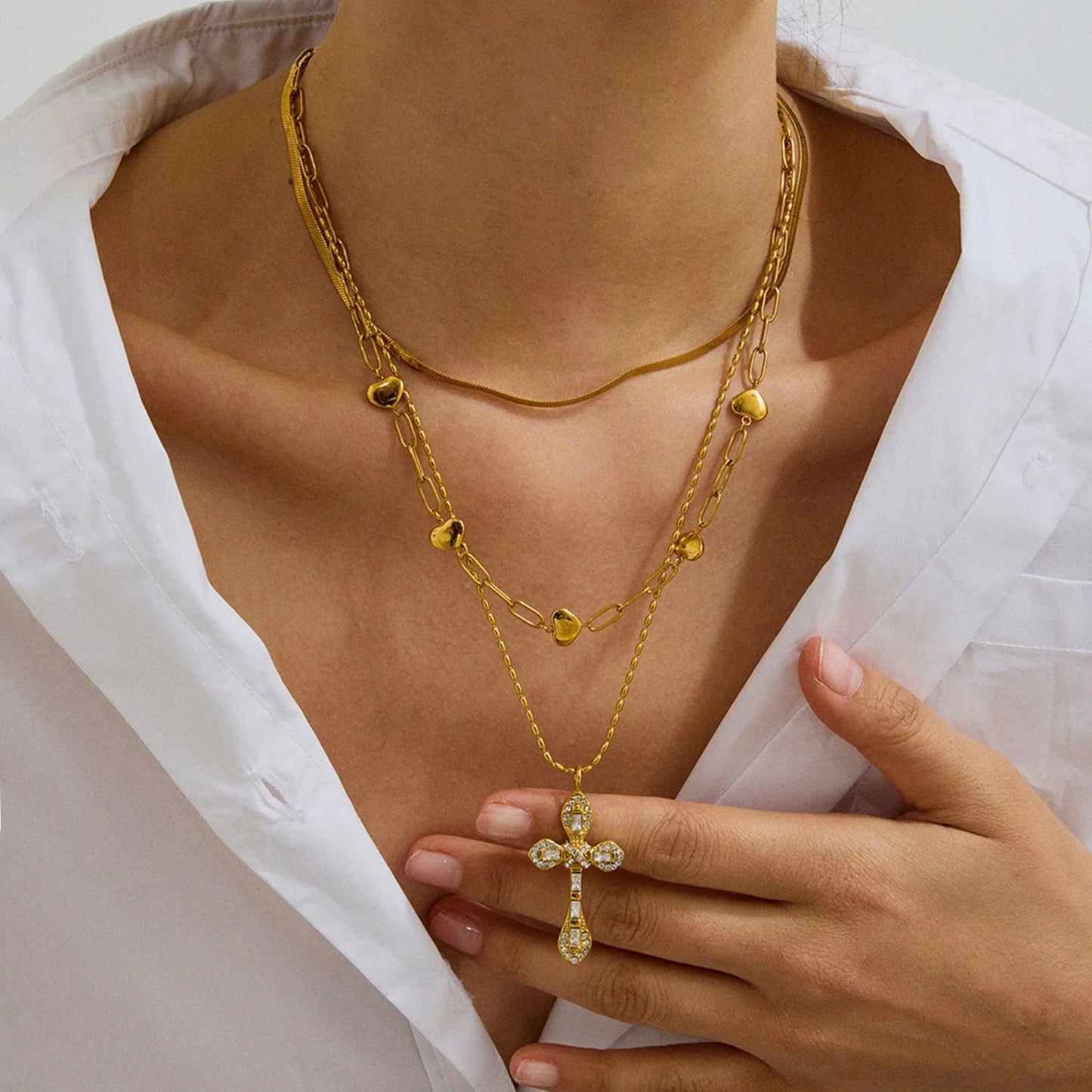 [Royal Vicky]Olea Diamond Crucifix