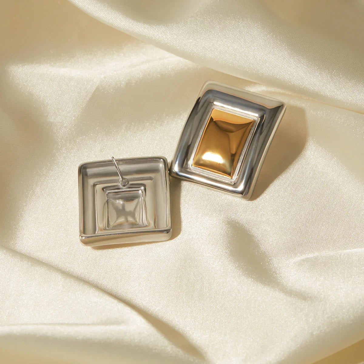 [Royal Vicky]Jocelyn Two Tone Earrings