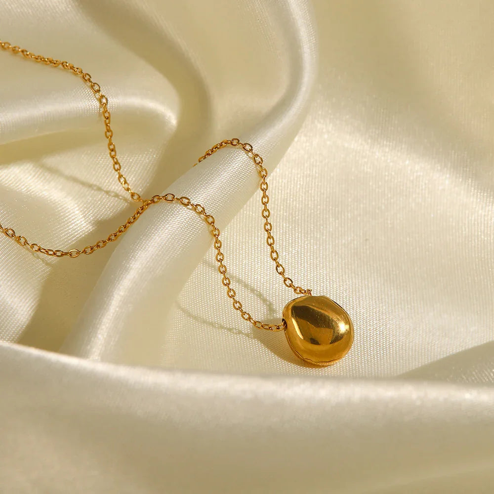 [Royal Vicky]Nancy Freshwater Pearl Necklace