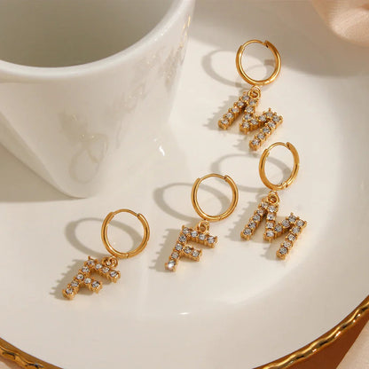 [Royal Vicky]Wilhemina Initial Letter Earrings