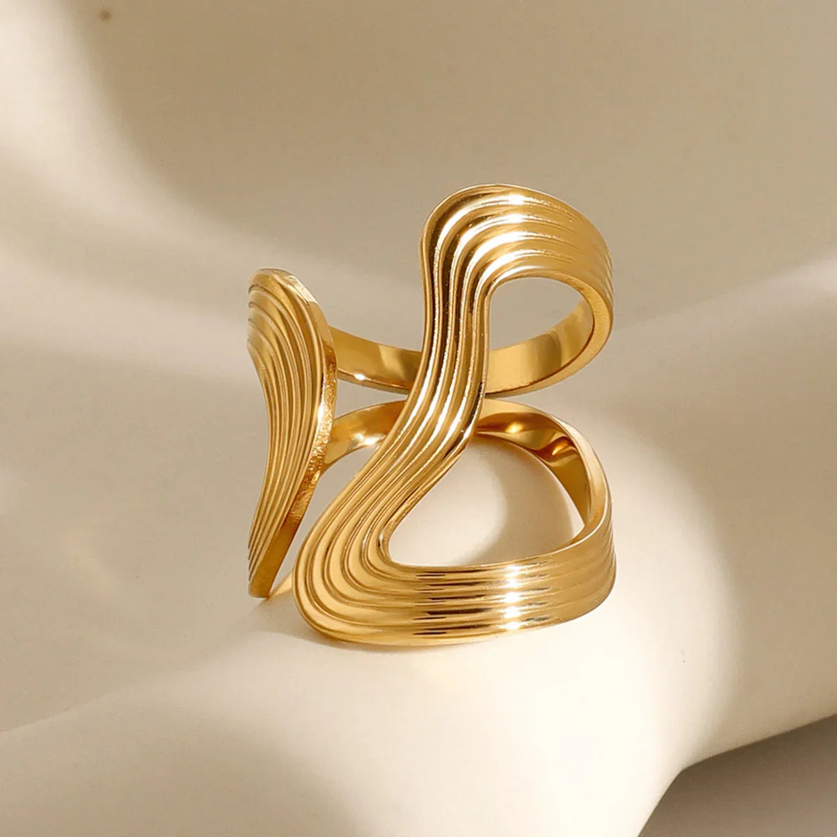 [Royal Vicky]Vivi Twisted Band Gold Ring