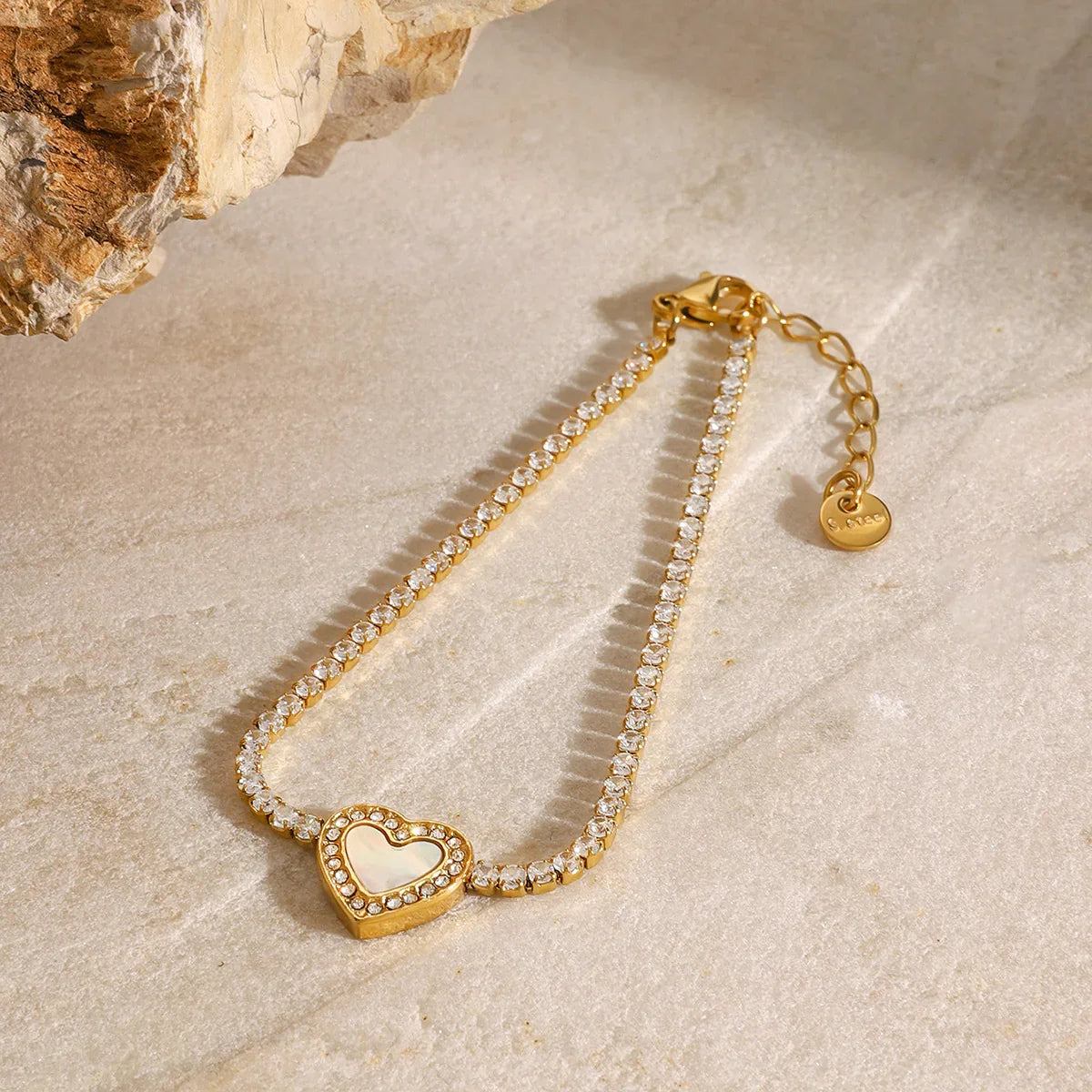 [Royal Vicky]Cameron Diamond Heart Tennis Bracelet