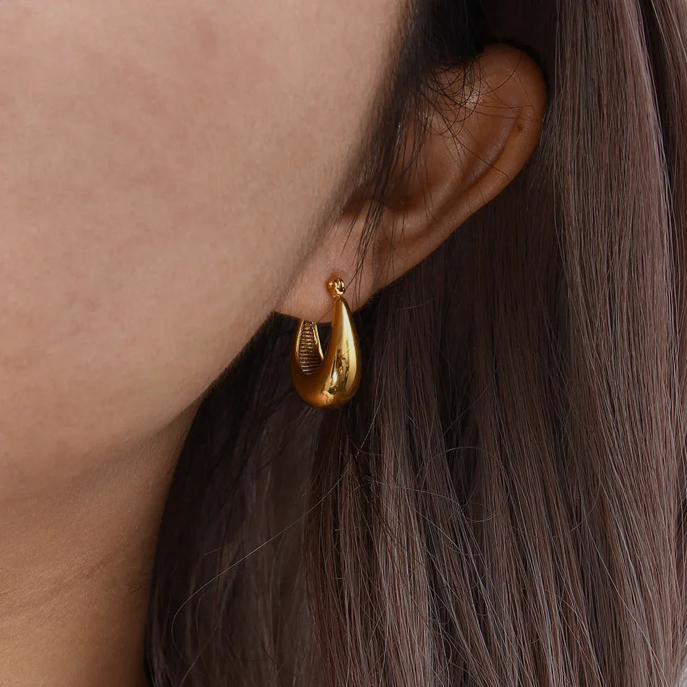 [Royal Vicky]Evie Hoop Earrings