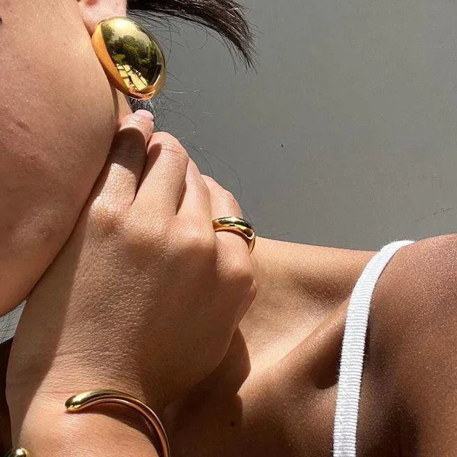 [Royal Vicky]Carrie Chunky Bean Gold Earrings