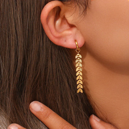 [Royal Vicky]Faith Fishtail Earrings