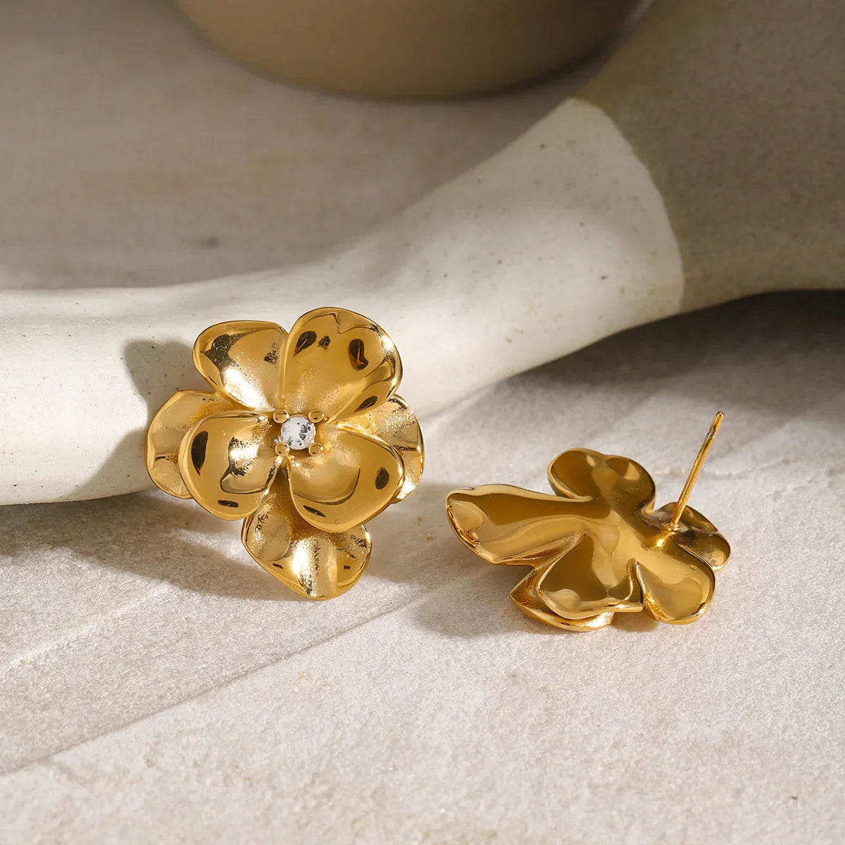 [Royal Vicky]Ainsley Floral Gold Earrings