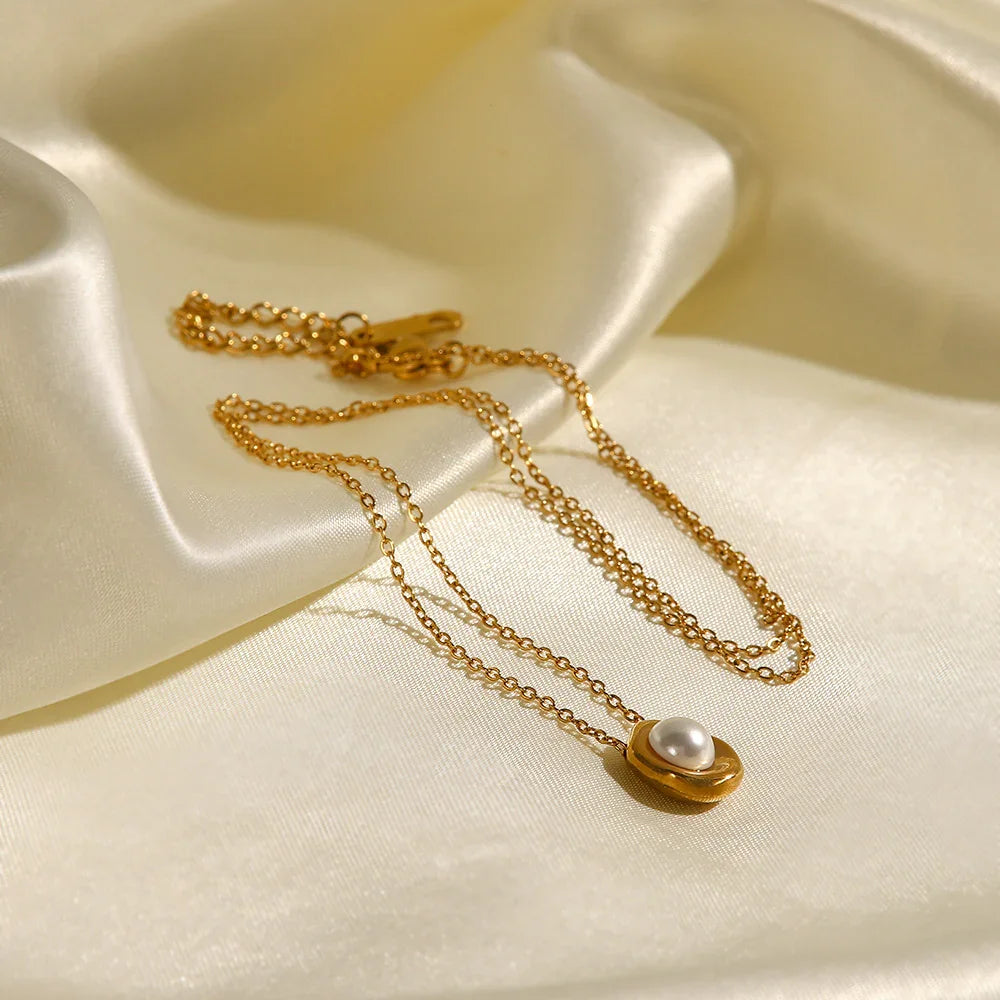 [Royal Vicky]Nancy Freshwater Pearl Necklace