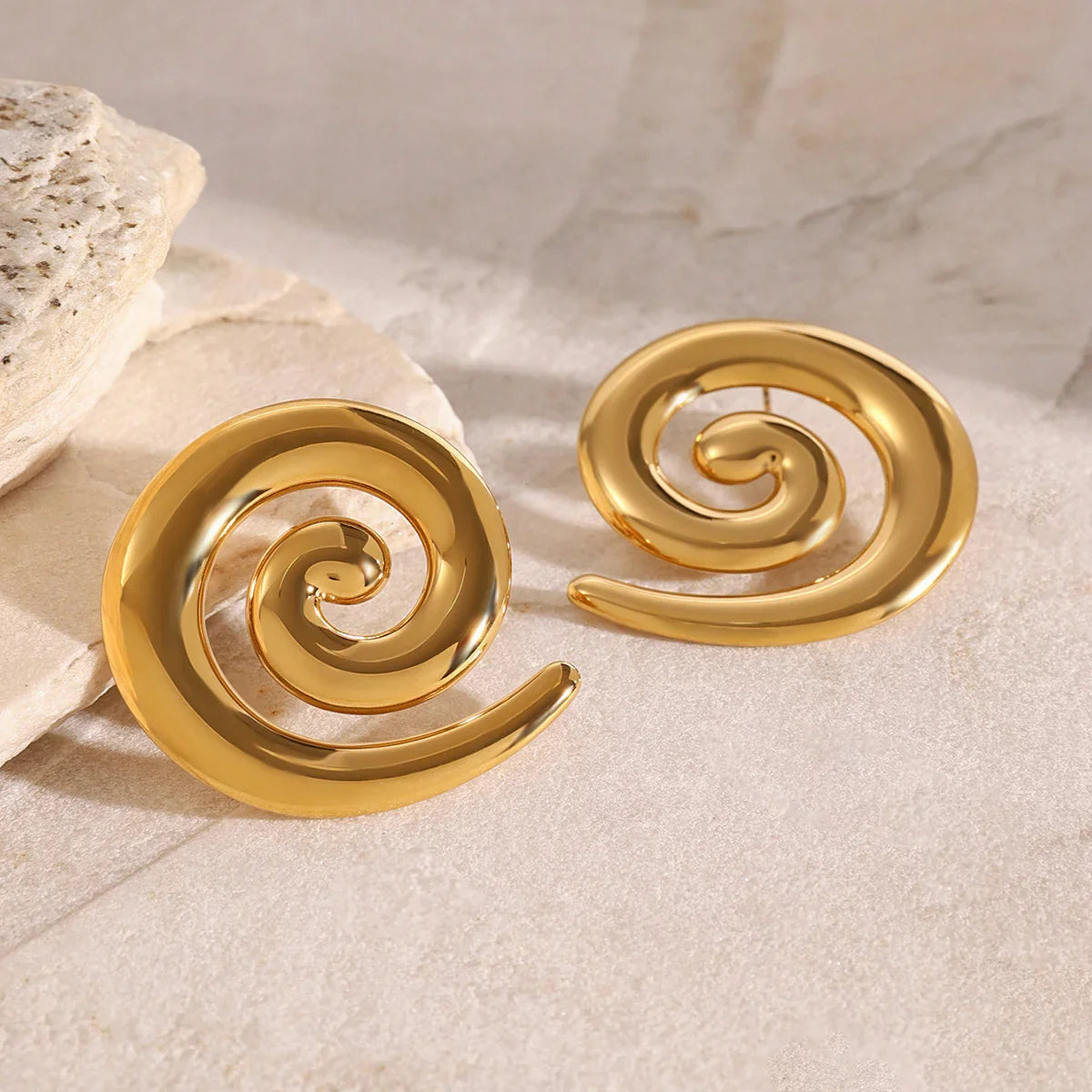 [Royal Vicky]Zarya Spiral Gold Earrings
