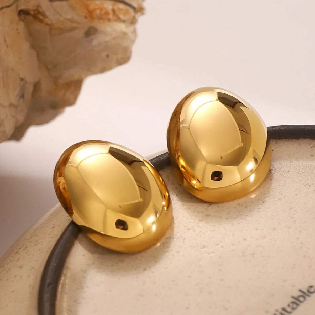 [Royal Vicky]Callista Gold Bean Earrings