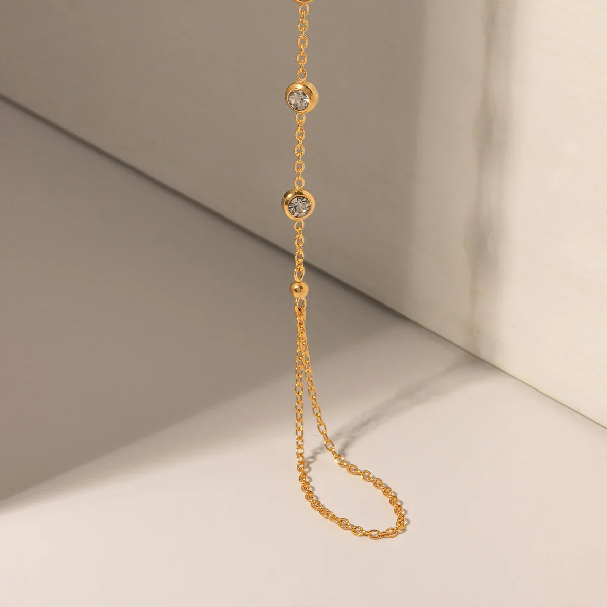 [Royal Vicky]Leona Diamond Hand Chain