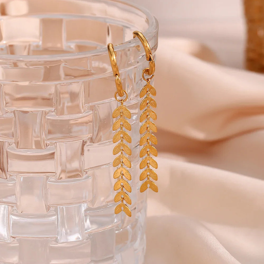 [Royal Vicky]Faith Fishtail Earrings