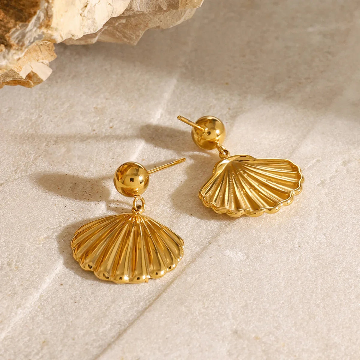 [Royal&Vicky]Delianna Shell Earrings