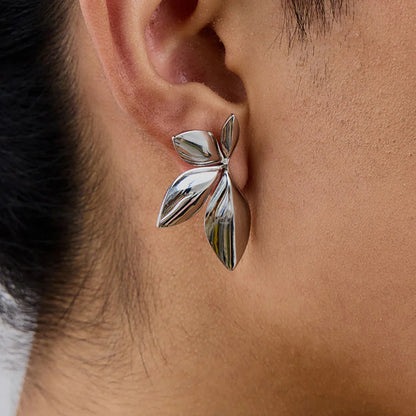 [Royal Vicky]Velle Gold Petal Earrings