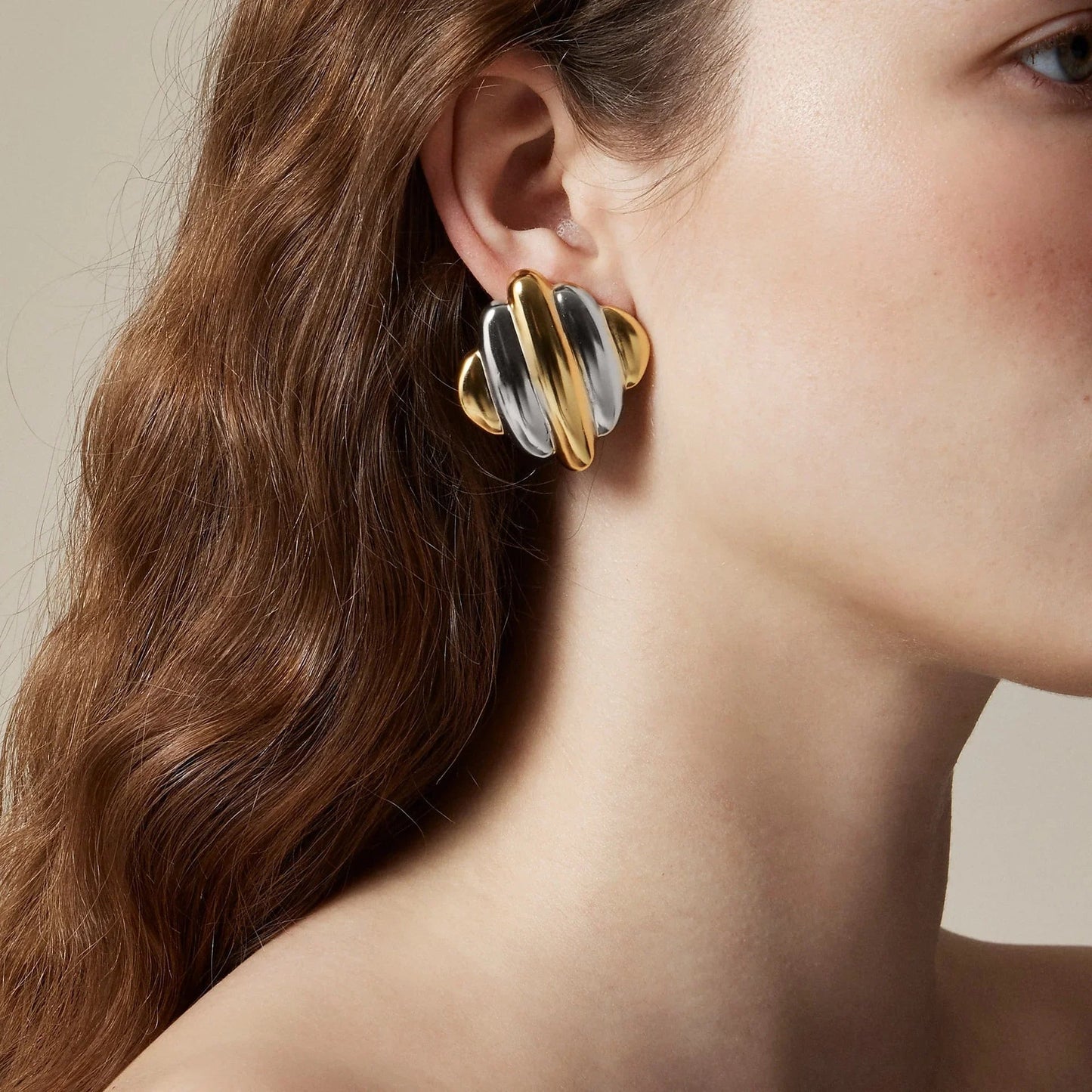 [Royal Vicky]Maxine Rippled Gold Earrings
