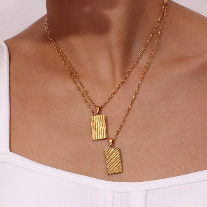 [Royal Vicky]Dahlia Gold Necklace