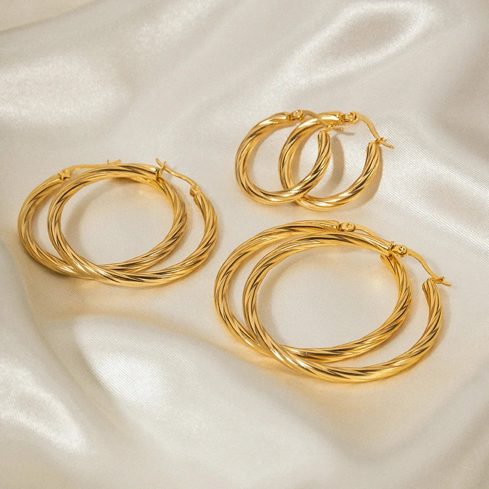 [Royal Vicky]Zephy Hoop Earrings