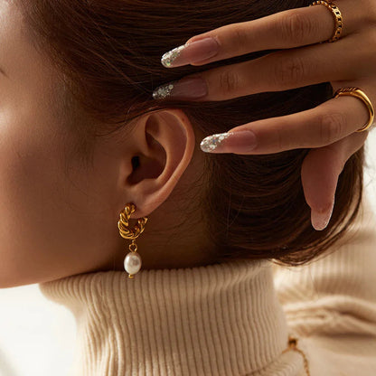 [Royal Vicky]Emma Pearl Earrings