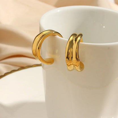 [Royal Vicky]Emily Wave Earrings