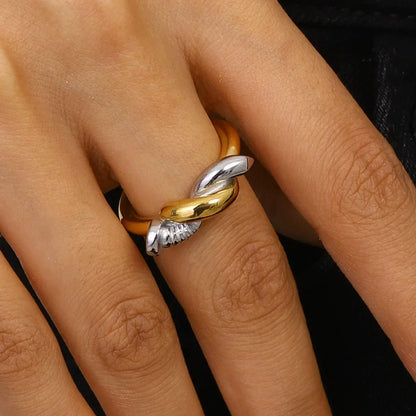 [Royal Vicky]Trinity Twisted Nail Ring