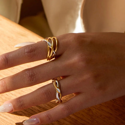 [Royal Vicky]Nerisse Two-Tone Twist Ring