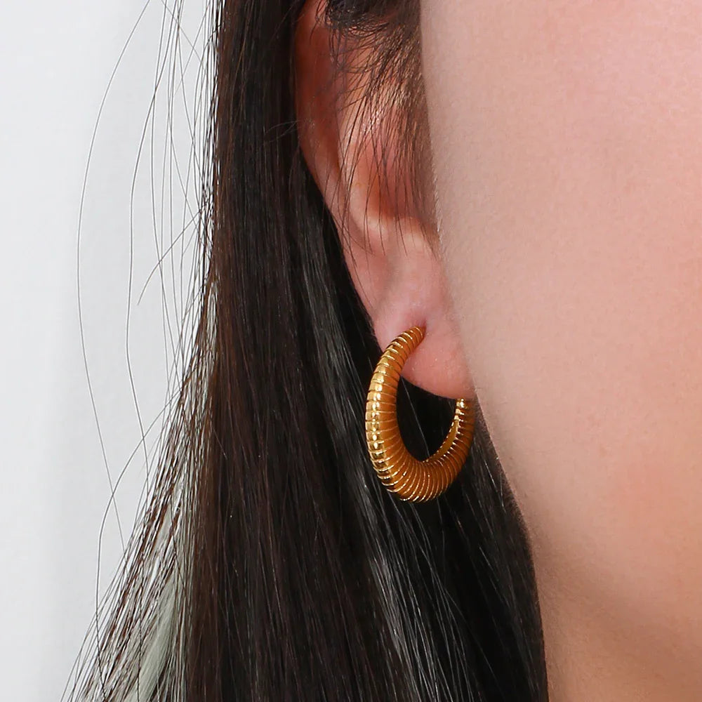 [Royal Vicky]Bailey Hoop Earrings