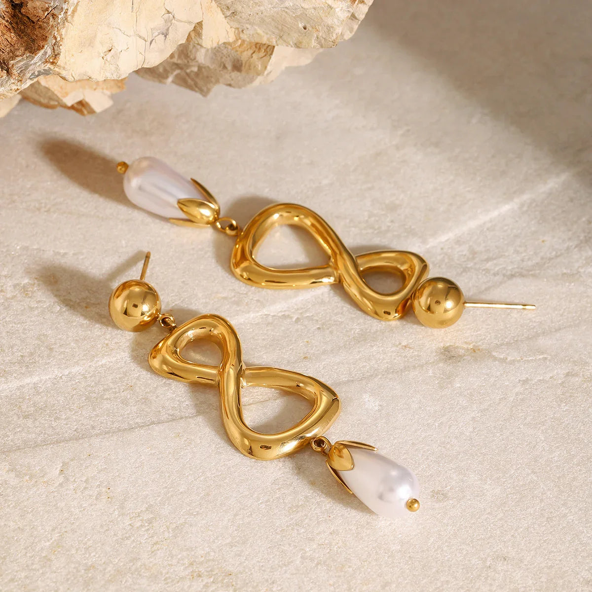 [Royal Vicky]Kaylee Freshwater Pearl Earrings