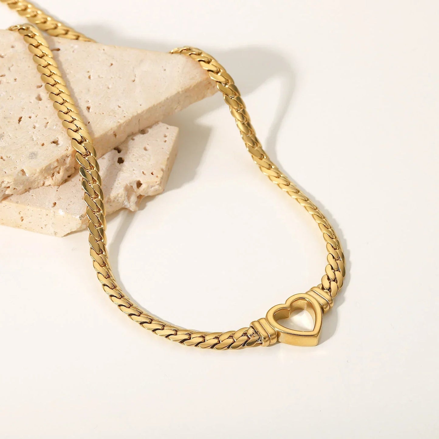 [Royal Vicky]Vali Heart Choker