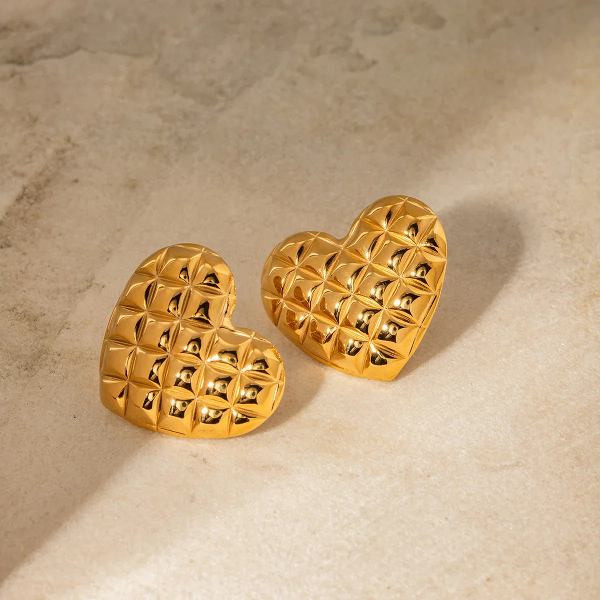 [Royal Vicky]Irina Gold Heart Earrings