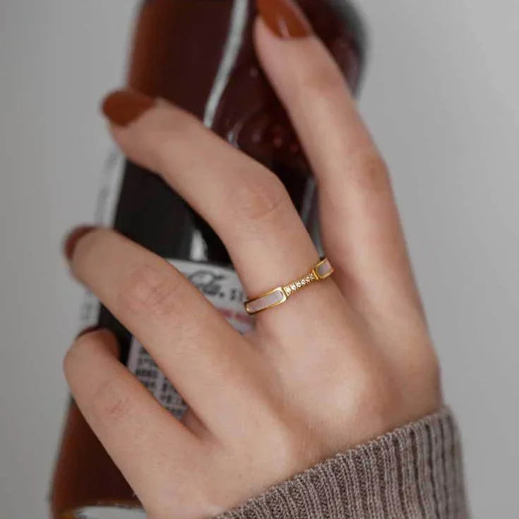 [Royal Vicky]Gabrielle Diamond Simulant Gold Ring