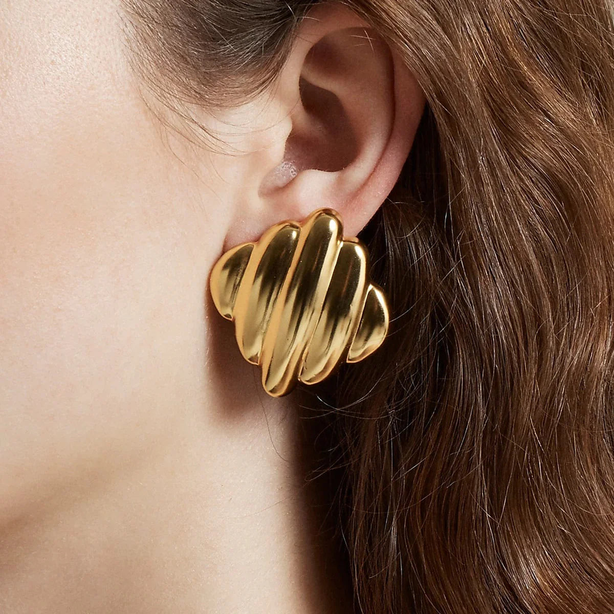 [Royal Vicky]Maxine Rippled Gold Earrings